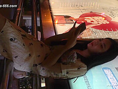 peeping chinese amateur upskirt.160