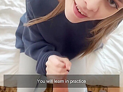 En Studerende Pige Studerer Anatomi I Praksis