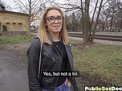 Fitness public slut fucked by big dick in tight pussy