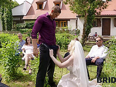 BRIDE4K. Runaway Groom with Vera Jarw