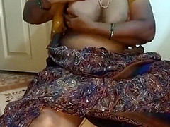 Real Indian Big Boobs Aunty