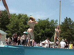 Nudes a Poppin Show Video