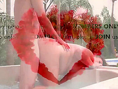 Sam Fucks In The Hot Tub With Jojo