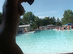 Nude Daytime Chicks at Nudes a Poppin