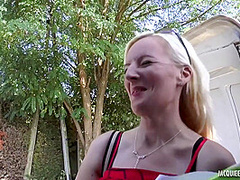 Candy S In Makes Black Guys Tickle