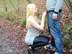 Blondes Dummes Fickfleisch