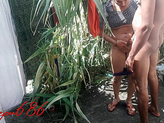 Ghar Se Bahar Chudne Ka Maza Hi Kuchh Aur Hai Sex In Garden