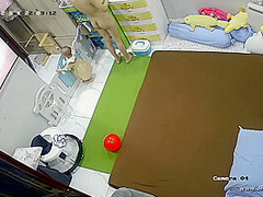 Hackers use the camera to remote monitoring of a lover's home life.599