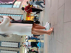 peeping chinese amateur upskirt.165