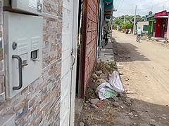 Extrano Entra A Mi Casa A Ofrecerme Sexo A Cambio De Dinero ( No Creeran Como Terminio)