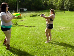 Squirt Gun Fight - Sarah Rae And Lily Belle
