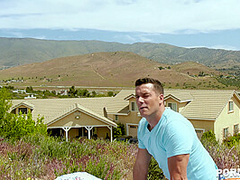 Busty American babe Natasha Nice takes cock in her mouth and deep cleavage GP1241 - PornWorld