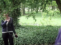 Therese Bizarre - Was Out For A Jog