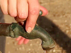 Lesbians Housewife Vixen Outdoor Sex - Samantha Rone