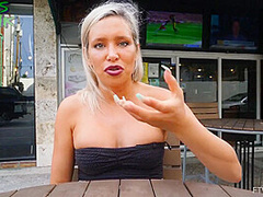 Kacey Ready To Flash