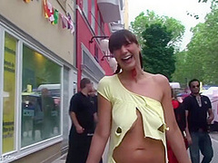 Chubby Luna Amateur Public