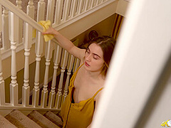 Perky Playmate - DownblouseJerk