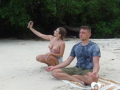 Meditation on the beach ended with a blowjob