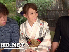 Mayuka Akimoto's Thrilling Outdoor Asian Oral Delivery