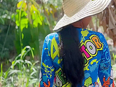 Peasant Girl Sucking Cock In Exchange For A Phone