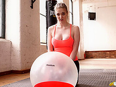 Carly Rae in Big Tits Gym Slut - DownblouseJerk