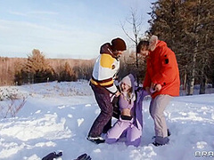 Dp Gangbang With A Snow - Angel Youngs And Snow Angel