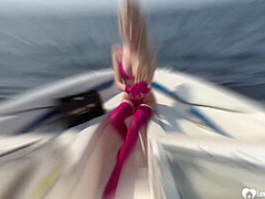 Blonde cutie thanks me for a boat ride