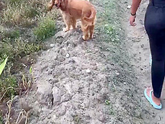 Campesina En Busca De Flores Para Su Jardin Es El Bosque Por Uno Delos Concerjes De Finca 7 Min