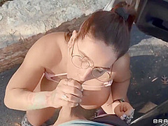 Curvy Babe With Glasses Hot Sex Scene