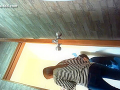 chinese girls go to toilet.312