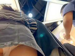 peeping chinese amateur upskirt.171