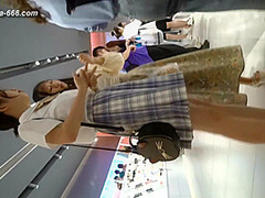 peeping chinese amateur upskirt.171