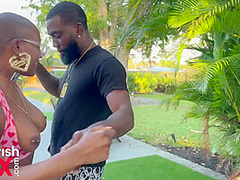 Peach Fuzz Da Throat Goat vs Ace Bigs