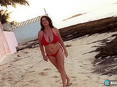 Natalie Fiore: Naughty In Nassau