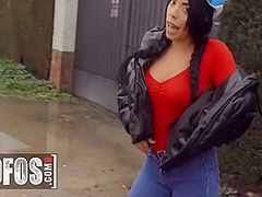 Seduces Jordi Enp To Give Her A Ride He Already Had His Eyes On Her Sexy Ass With Megan Fiore