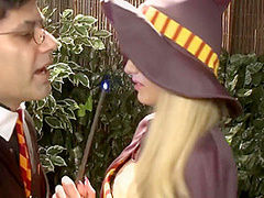Harry Potter And Sensual Jane - Is Enjoying Some Naughty Group Action With Horny And Her Friends