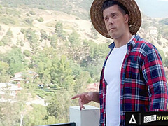 Ramon Nomar, Eric John And Penelope Kay In Exhibitionist Cutie Fucks In Front Of Her Pervy Stepdad