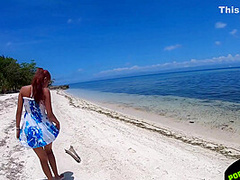 Public Beach Swallowing Cum Quickie Blowjob With Pretty Face