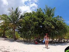 Public Beach Swallowing Cum Quickie Blowjob With Pretty Face