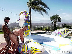 Hottie Couple Gets Olled Up Ngot Laid By - Kyler Quinn