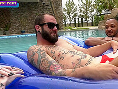 Bisexuals love fucking nympho bitch in tight pussy hole