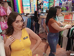 Eden West And Sisi Rose In And Crazy Threesome Sex