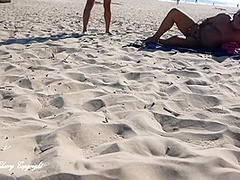 Cap D'agde In I Masturbate On The Beach Of And I Suck All The