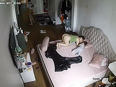Hackers use the camera to remote monitoring of a lover's home life.607