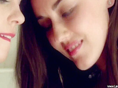 Lesbian Love From Romania Is Hot 7 Min