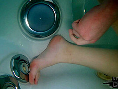 18yo Matty Underwater In Jacuzzi During Winter Big Thick Glass Dildo Sliding In And Out