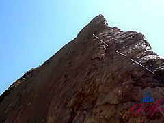 Summer Vixen In Gfe Session With Beach Babe Giving Amazing Blowjob