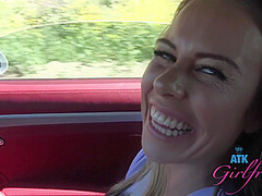 Summer Vixen In Gfe Session With Beach Babe Giving Amazing Blowjob