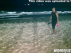 Monique Lopes - Interracial Na Areia Da Praia Do Rio De Janeiro Em Copa 9 Min