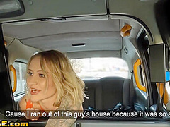 Amateur cab bigass babe fucked outdoor by lucky driver